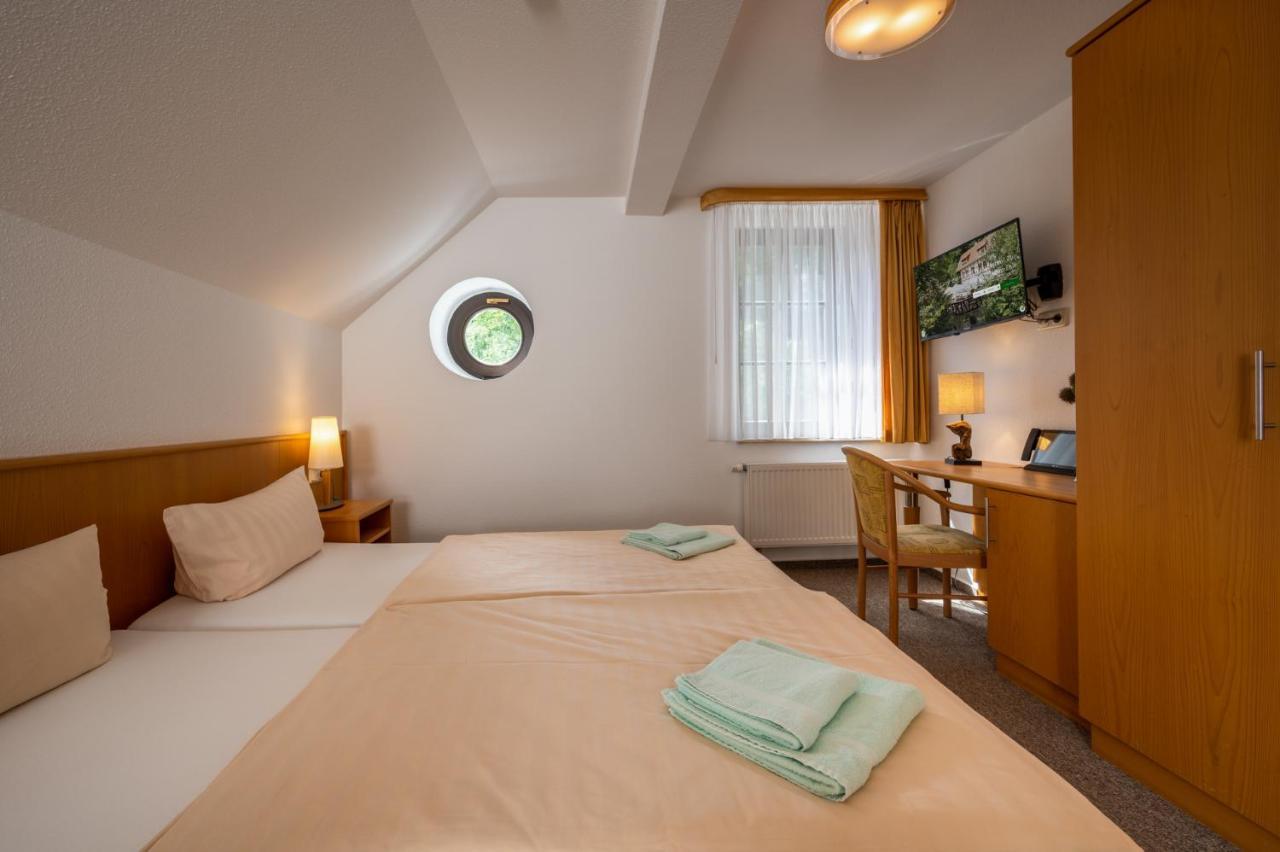 Zur Margarethenmuehle - Landgasthof Und Waldhotel Rosswein Luaran gambar