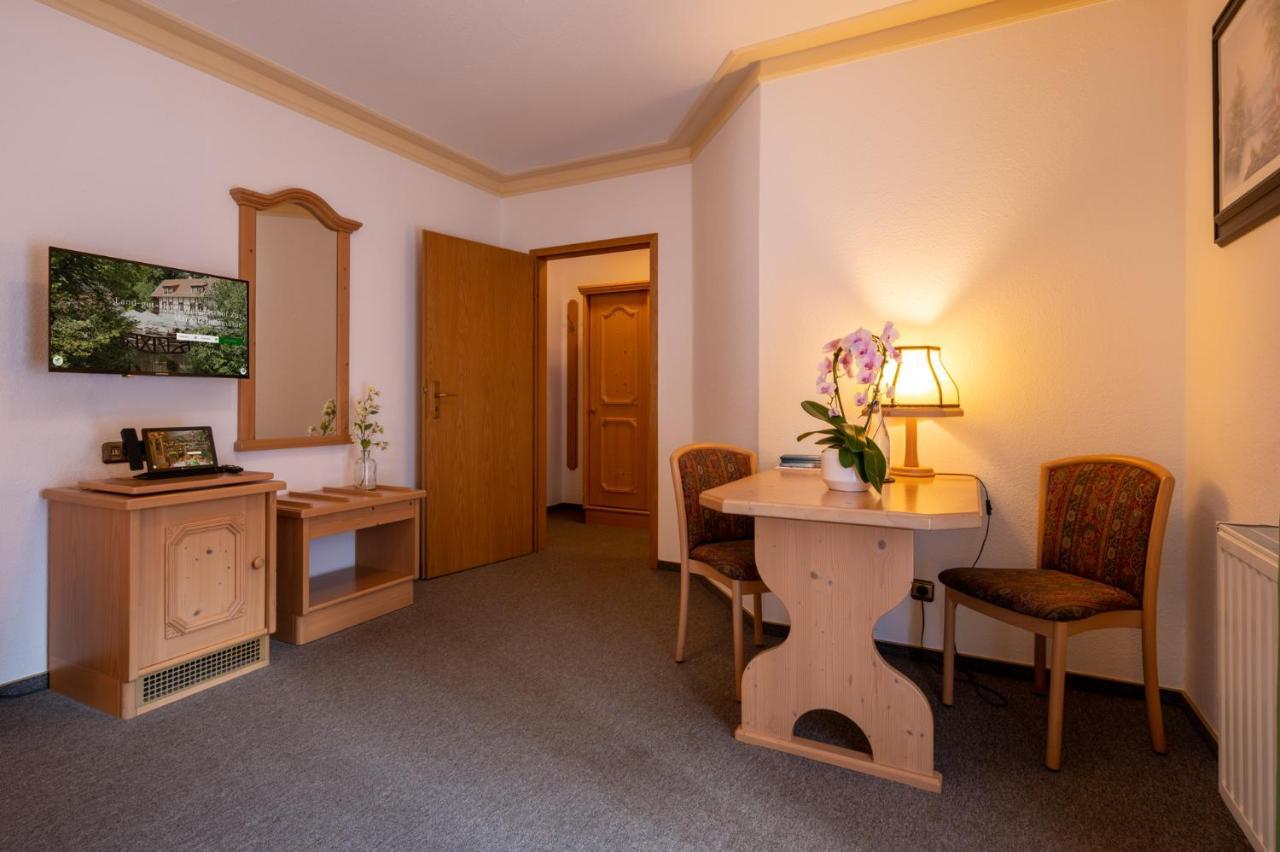 Zur Margarethenmuehle - Landgasthof Und Waldhotel Rosswein Luaran gambar