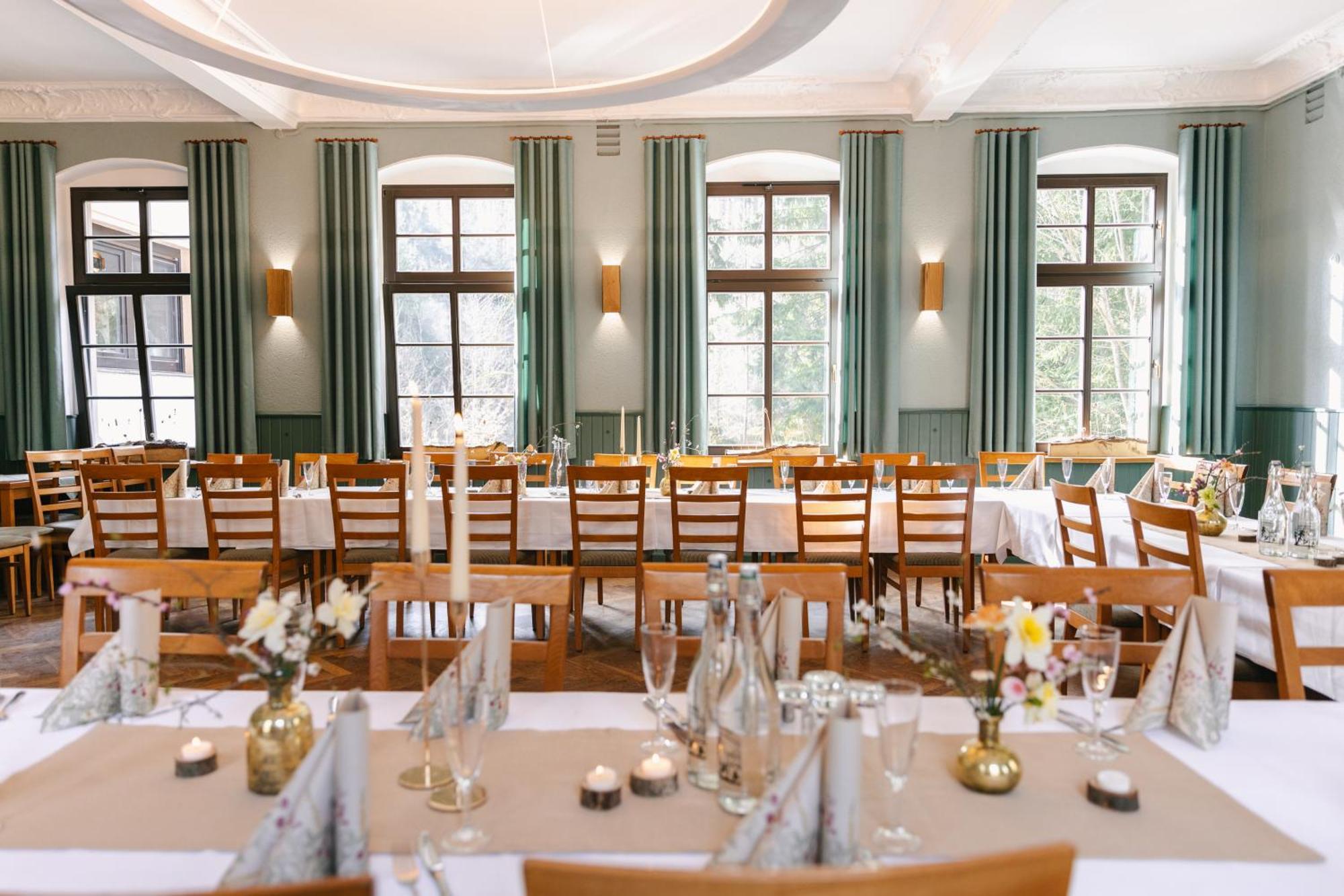 Zur Margarethenmuehle - Landgasthof Und Waldhotel Rosswein Luaran gambar